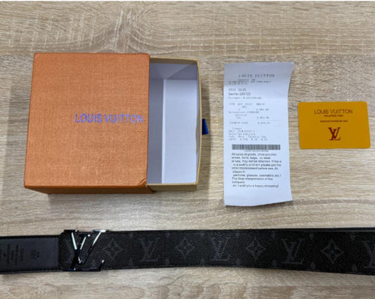 Louis Vuitton belt